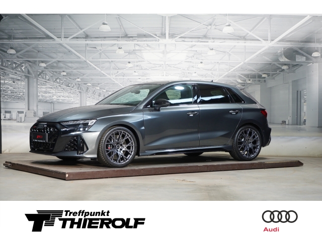 Audi RS3 Sportback Pano HuD SONOS 280 kmh Matrix