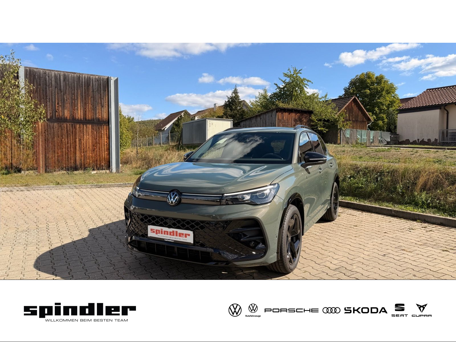 Volkswagen Tiguan R-Line 2,0l TDI 150PS I AHK, Navi, Black-Style